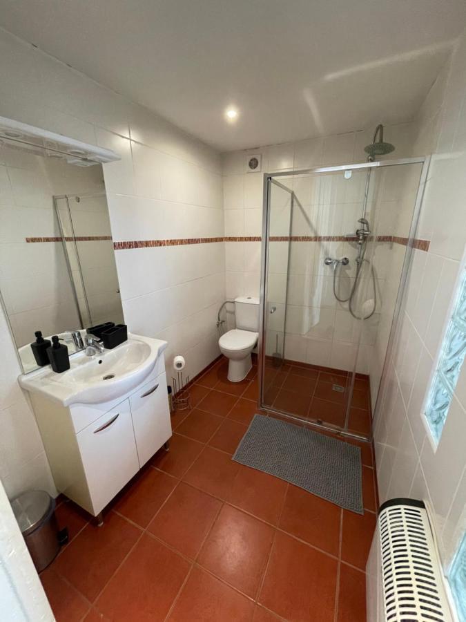Lyrius Vendeghaz - Debrecen Apartment Bagian luar foto
